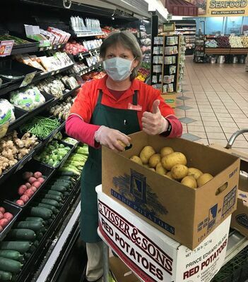 Courtesy photo
Brookshire Brothers’ employees in Rusk and across east Texas are doing what they can to stay safe, keep their customers safe and continue serving their communities during the Coronavirus pandemic. They are asking you, the customer, to do the same as much as possible.