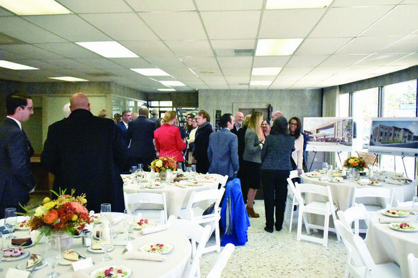 rowds enjoy lunch during a luncheon held to commemorate the official groundbreaking of the Rusk State Hospital’s renovation project. Citizens 1st Bank hosted the luncheon, which was catered by Eagle’s Den in Rusk.