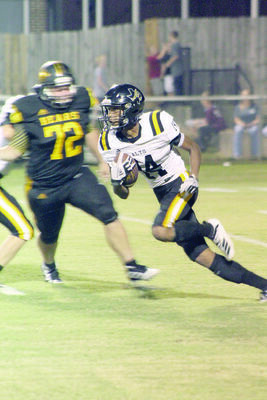 Photo Courtesy of Savana Dover
Marlon Warren (pictured) received twice during the game against the Timpson Bears, gaining 33 and six yards respectively.